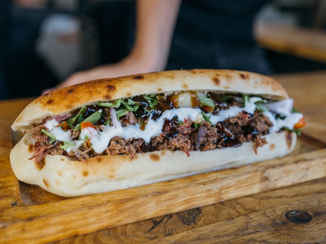Broodje pulled beef